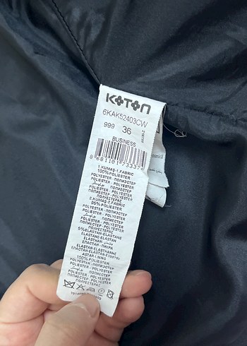 Siyah Fermuarlı Kadın Ceket - Görsel 4