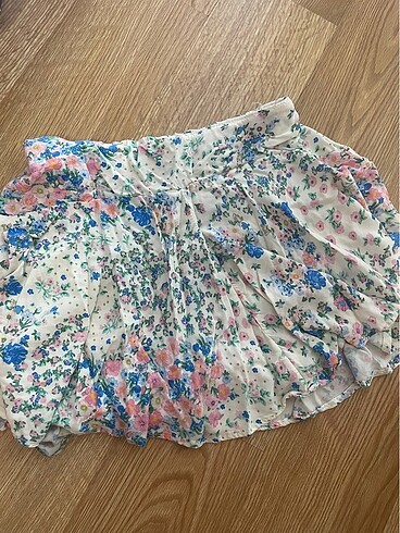 Tiffany Tomato Çiçekli Şort Etek - Görsel 3