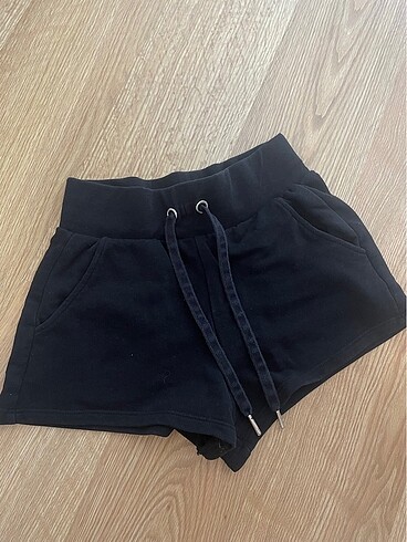 H&M mini şort