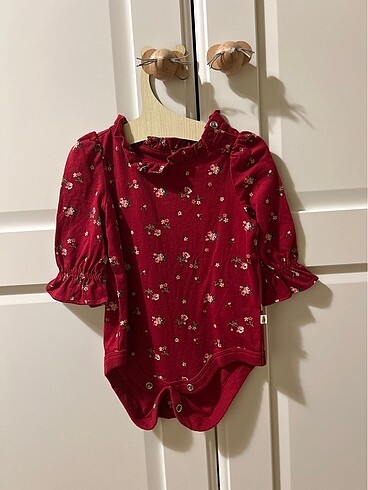 Gap GAP Fırfırlı Kırmızı Body (0-3 Ay)