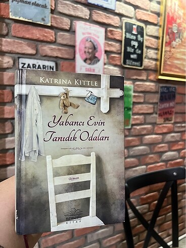 Yabancı Evin Tanıdık Odaları