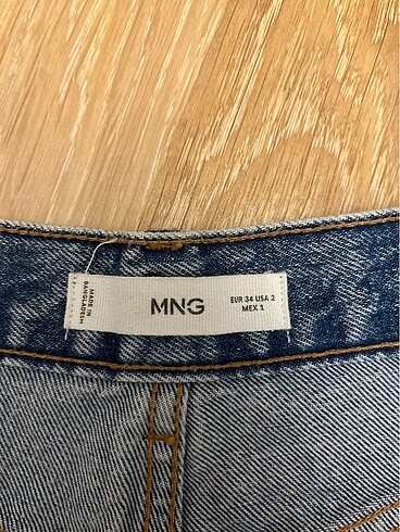 Mango kot şort