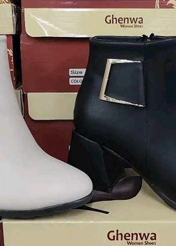 Ghenwa Siyah Deri Tokalı Topuklu Kadın Bot - Görsel 2