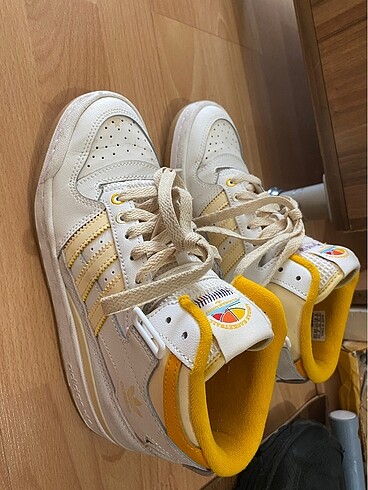 37 Beden adidas forum mid unisex beyaz sarı spor ayakkabı