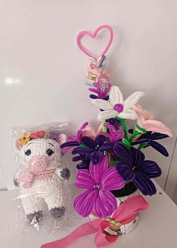 Fisher Price Renkli Mor Peluş Çiçek ve Oyuncak Seti