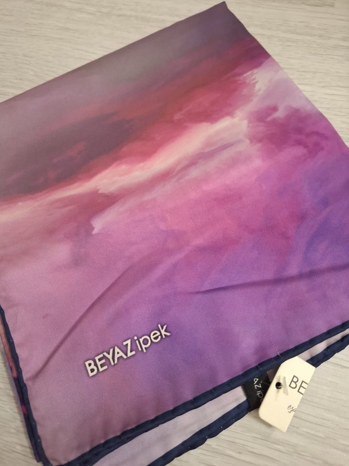 Mor Drapeli Kadın İpek eşarp - Görsel 2