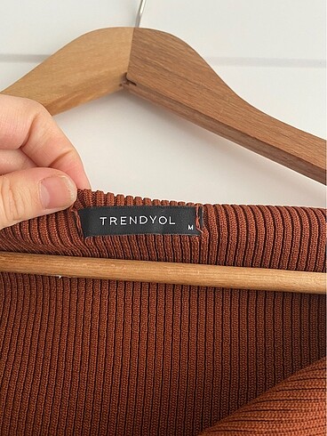 Trendyol & Milla Taba rengi örme triko