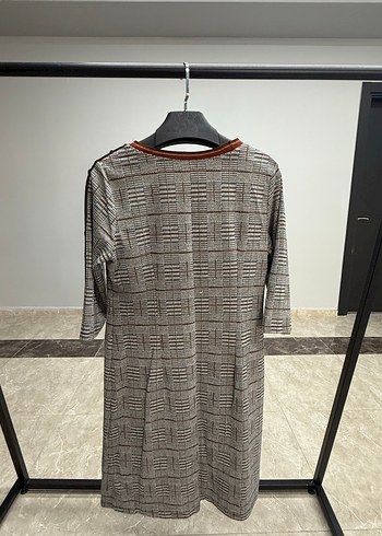 İkiler Düğmeli Kareli Midi Kadın Elbise - Görsel 5