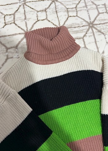 Çizgili Renkli Boğazlı Kadın Kazak - Görsel 4