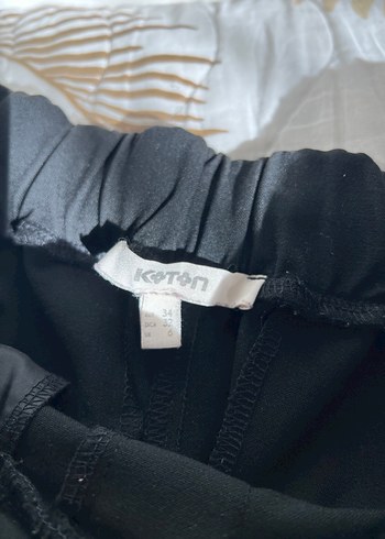 Kadın Siyah Kemerli Rahat Kesim Kumaş Pantolon - Görsel 3