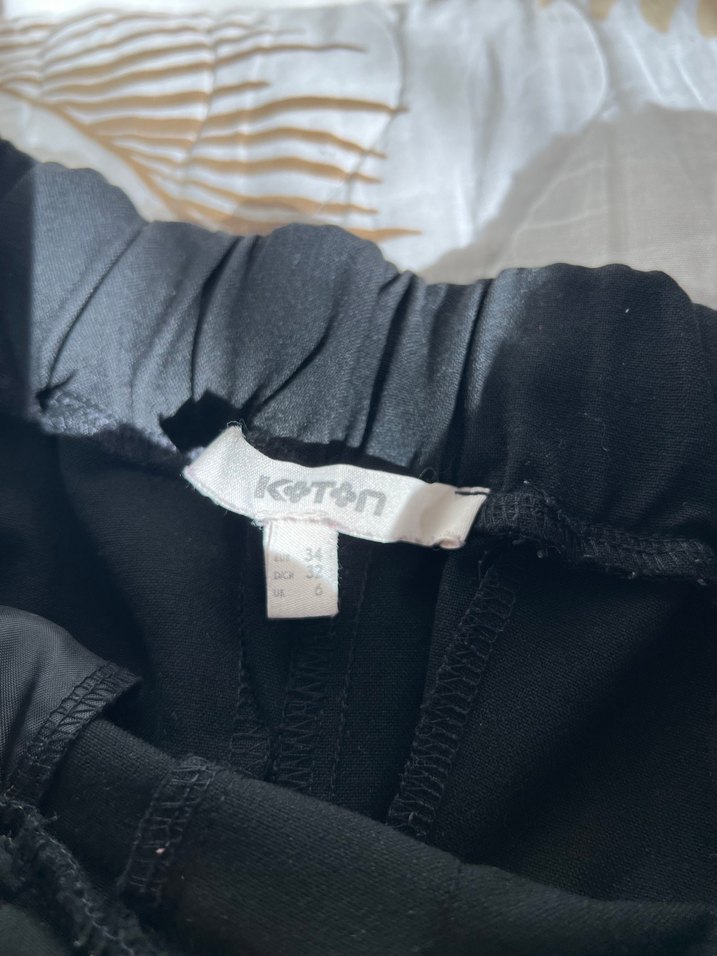 Kadın Siyah Kemerli Rahat Kesim Kumaş Pantolon - Görsel 3