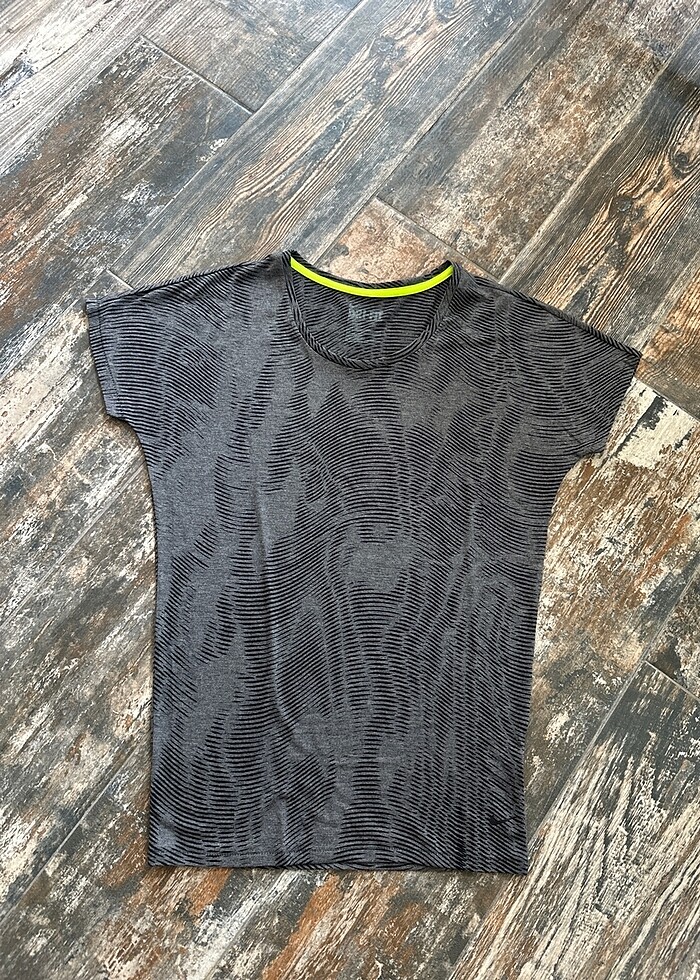 Yoga tshirt - Görsel 2