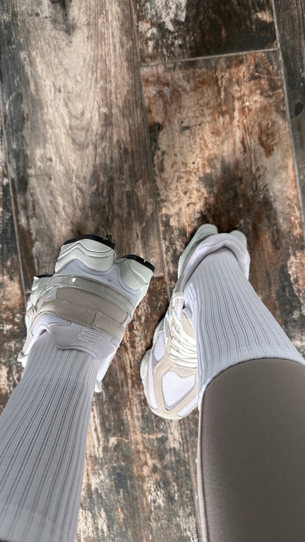 New Balance 9060 Beyaz 38 - Görsel 4