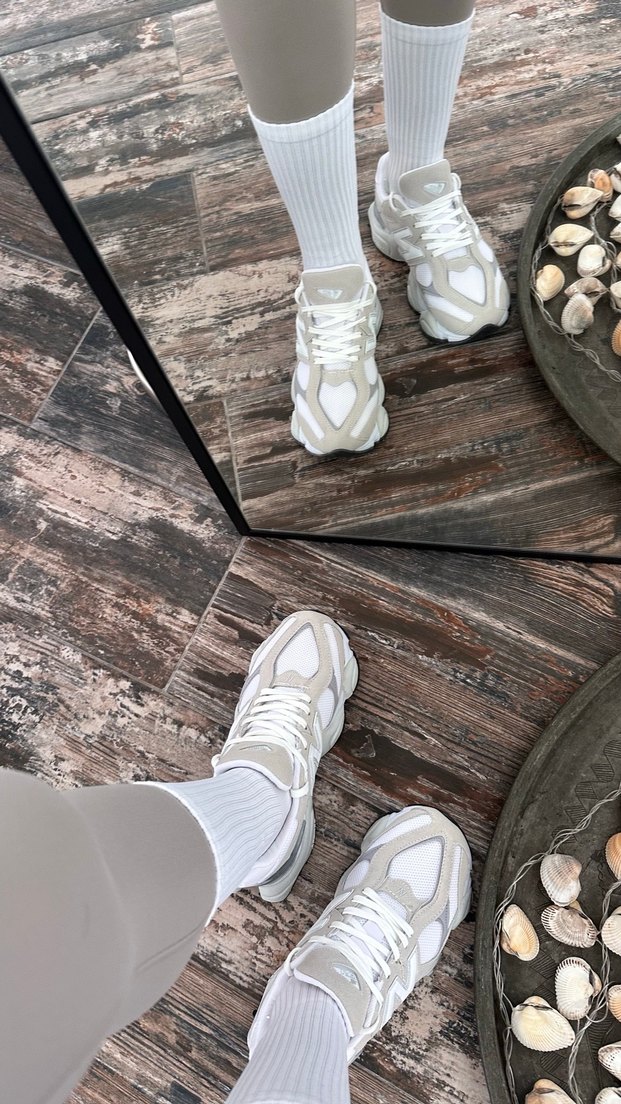 New Balance 9060 Beyaz 38 - Görsel 3