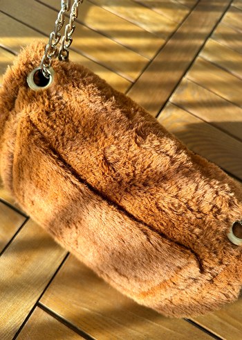 Diğer Zincir Detaylı Kahverengi peluş Çanta