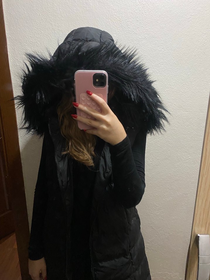 Siyah Uzun Kürklü Kadın Yelek - Görsel 3