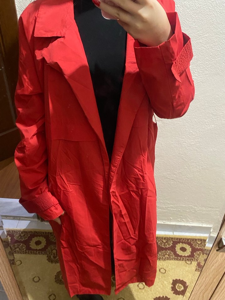 Kemerli Kırmızı Midi Kadın Trençkot - Görsel 4