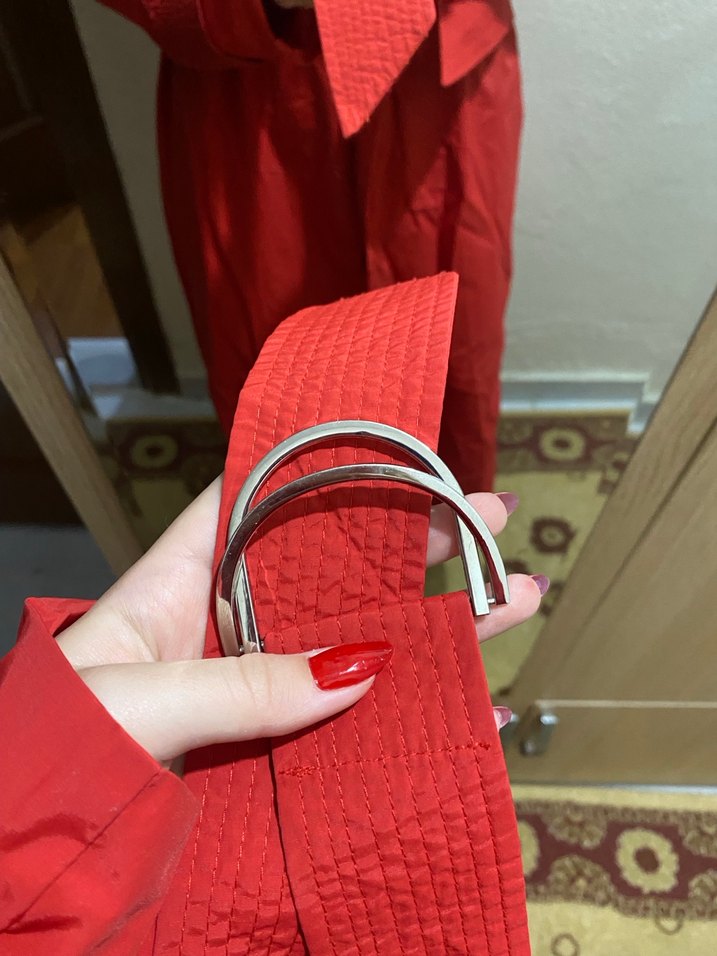 Kemerli Kırmızı Midi Kadın Trençkot - Görsel 5