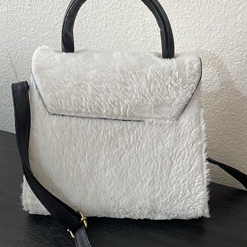 Kadın tüylü askılı çanta - Görsel 2