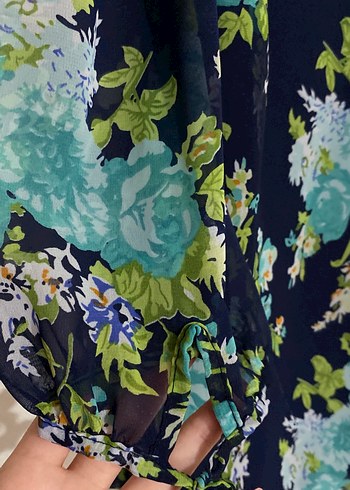 Mavi Çiçek Desenli Bohem Kadın Bluz - Görsel 4