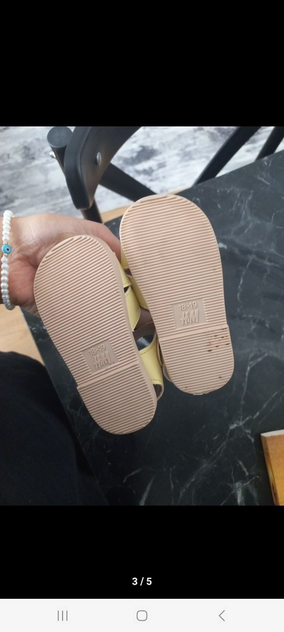 Kız Çocuk Sarı Cırt Cırtlı Terlik - Görsel 3