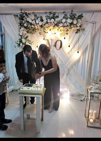 Siyah Midi Strappy Yırtmaçlı Notalı Elbise