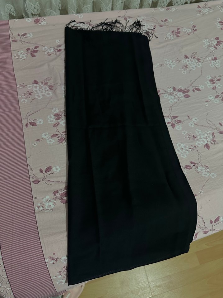 Kadın Siyah Şal - Görsel 2