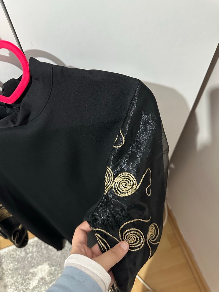 Tül İşlemeli Siyah Uzun Kollu Gömlek - Görsel 3