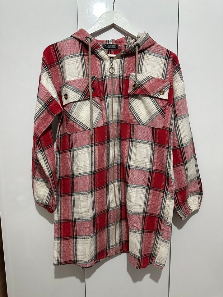 Kapüşonlu Kırmızı Gri Ekose Kadın Gömlek - Görsel 2