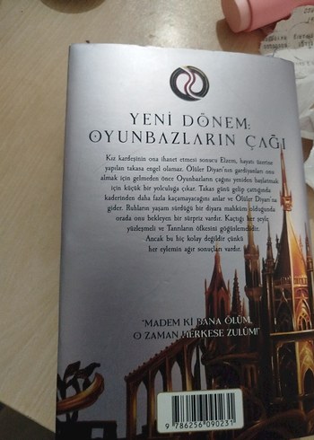 Yeni Dönem: Oyunbazların Çağı Roman
