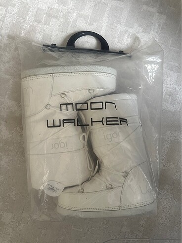 39 Beden IGOR Moonwalker Beyaz Kar Botu