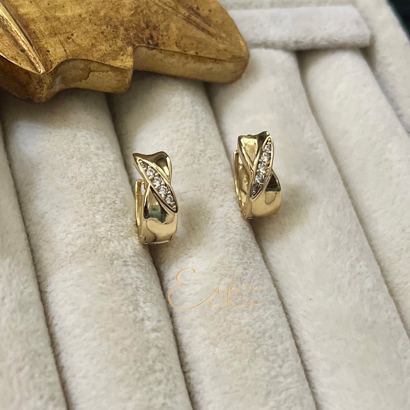 Xuping 14k taş detaylı minimal küpe - Görsel 2