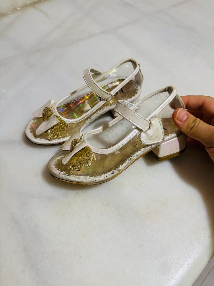 Kızlar için Beyaz Payetli Babet Ayakkabı - Görsel 5