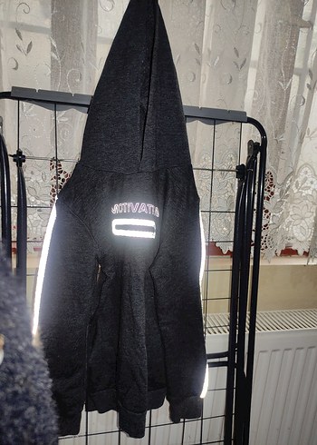 Siyah Erkek Çocuk Sweatshirt, Uzun Kollu, Sokağa Uygun - Görsel 3