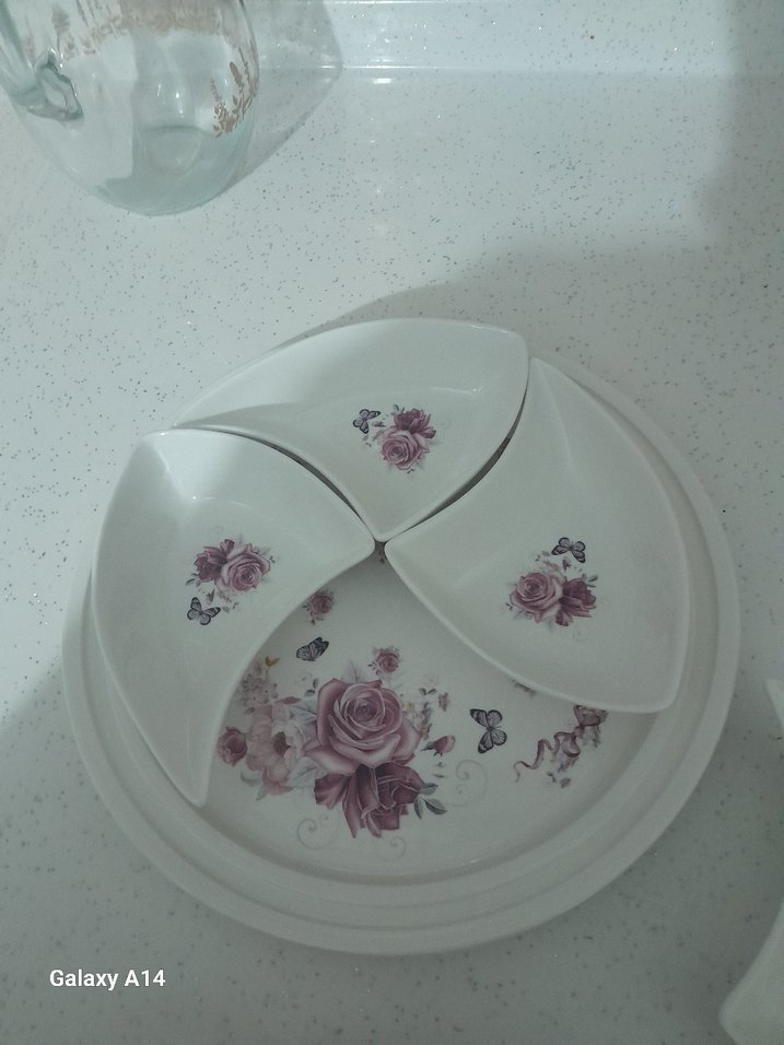 Beyaz Çiçek Desenli 4 Parça porselen Tabak Seti - Görsel 3