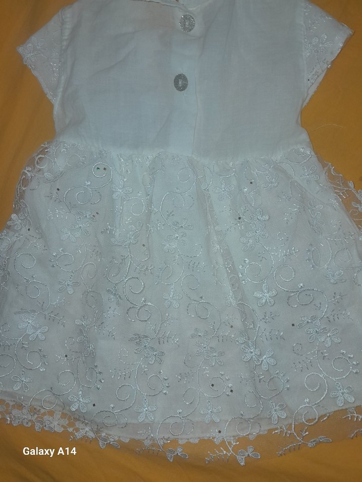 Kız Çocuk Beyaz Dantel Nakışlı Elbise - Görsel 2