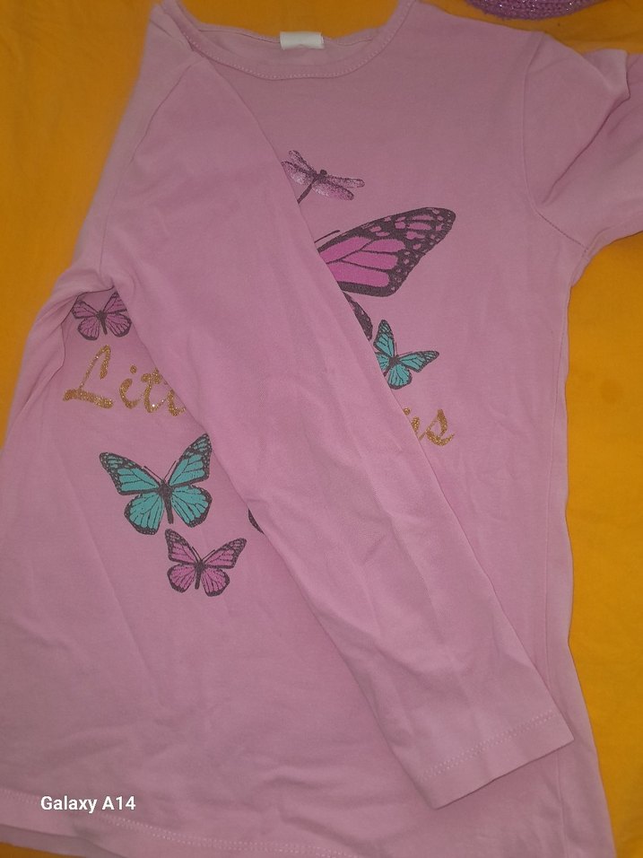 Kız Çocuk Pembe Kelebek Baskılı Tişört - Görsel 2