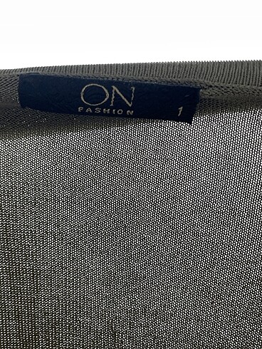 s Beden çeşitli Renk On Fashion Bluz %70 İndirimli.