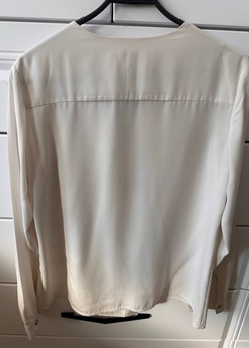 V Yaka Fırfırlı kruvaze Kadın bluz - Görsel 3