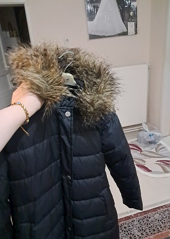 Siyah Uzun Kürklü Kadın Kışlık Mont - Görsel 7