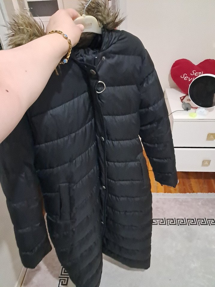 Siyah Uzun Kürklü Kadın Kışlık Mont - Görsel 5