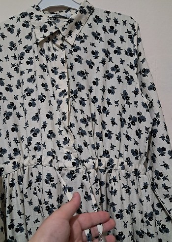 Düğmeli Uzun Gri-Beyaz Desenli Kadın Elbise - Görsel 2