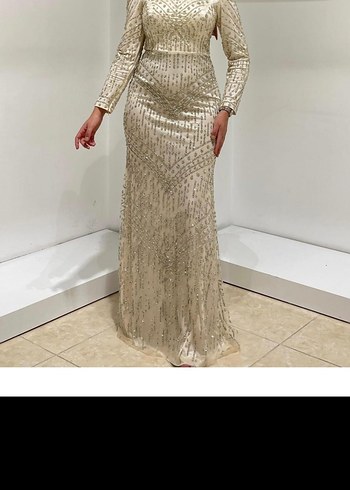 Boncuk İşlemeli Beyaz Uzun Abiye Elbise - Görsel 2