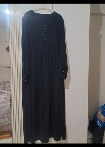 Düğmeli Siyah Uzun Kadın Elbise - Görsel 3