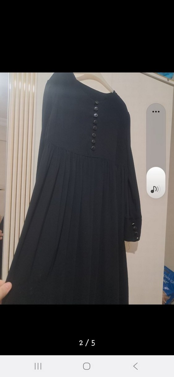 Düğmeli Siyah Uzun Kadın Elbise - Görsel 2