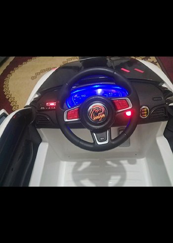 Beyaz Çocuk Elektrikli Oyuncak Araba - Görsel 3