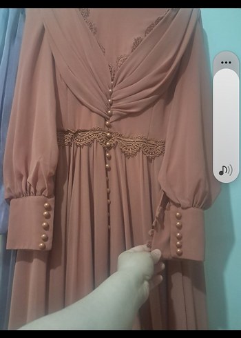 Bej Düğmeli Uzun Kollu Abiye Elbise - Görsel 5