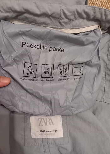 Kapüşonlu Gri Erkek Çocuk yağmurluk ZARA - Görsel 6