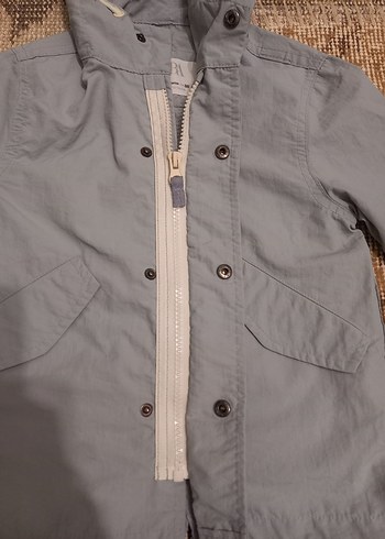 Kapüşonlu Gri Erkek Çocuk yağmurluk ZARA - Görsel 4