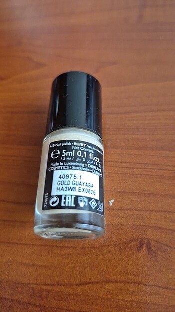 Oriflame Krem rengi oje